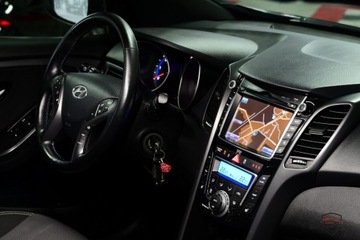 Hyundai i30 II Wagon Facelifting 1.6 CRDi 110KM 2016 Hyundai i30 1.6 CRDi Passion Automat Climatron..., zdjęcie 24