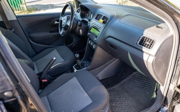 Volkswagen Polo V Hatchback 5d 1.2 TDI-CR DPF 75KM 2013 Volkswagen Polo Volkswagen Polo V 1.2 TDI BLUEMOTION 75KM 1.2 Diesel 75KM, zdjęcie 14