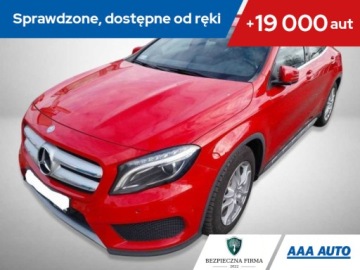 Mercedes GLA I Off-roader 1.6 200 156KM 2015 Mercedes GLA GLA 200, Salon Polska, Serwis ASO