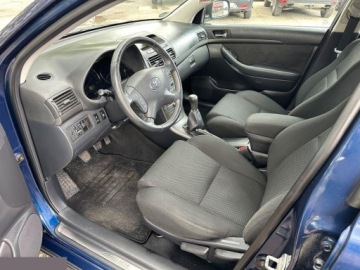 Toyota Avensis II Kombi 2.0 VVT-i 147KM 2006 Toyota Avensis 2.0 VVT-i Combi Executive 147KM 2006r, zdjęcie 11