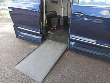 Chrysler Pacifica II 2017 Chrysler Pacifica dla niepełnosprawnych, winda, zdjęcie 12