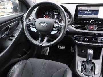 Hyundai i30 III Hatchback N Facelifting 2.0 T-GDI 280KM 2022 Hyundai i30 Fastback N Performance, Salon Polska, zdjęcie 6