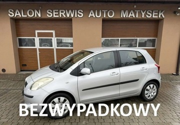Toyota Yaris II Hatchback 5d 1.3 i VVT-i 86KM 2006 Toyota Yaris 1,3 87KM Klimatyzacka Kola latozima 1.3 Benzyna 87KM