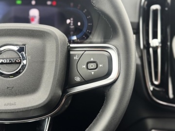 Volvo XC40 Crossover Facelifting 2.0 B3 163KM 2025 Volvo XC 40 B3 Plus Dark | Pixel LED | Harman Kard, zdjęcie 9