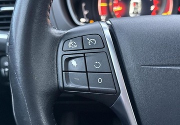 Volvo V40 II Cross Country 1.5 T3 DRIVE-E 152KM 2016 Volvo V40 1.5 Benzyna 152KM, zdjęcie 12