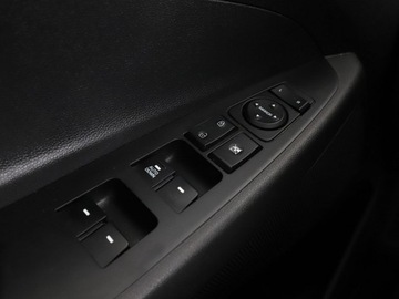 Hyundai Tucson III SUV 1.6 GDI 132KM 2016 Hyundai Tucson tempomat PDC hak, zdjęcie 31