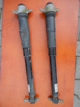 Amortyzator tył 2szt VW GOLF VII