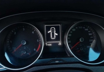 Volkswagen Passat B8 Variant 2.0 TDI BlueMotion SCR 150KM 2019 Volkswagen Passat Cena Brutto 2.0 Diesel 150KM, zdjęcie 10