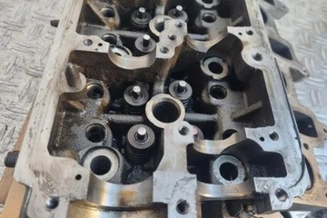 HLAVA MOTORU SKODA SUPERB II (3T4) 03L103373A 1.6L DIESEL 77KW 2012