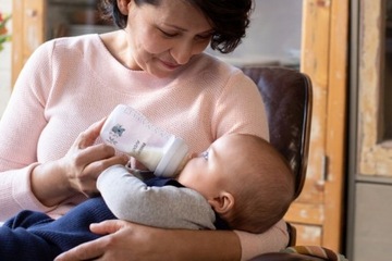 AVENT АНТИКОЛИКОВАЯ БУТЫЛКА NATURAL 3 RESPONSE 260мл