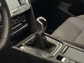 Volkswagen Passat B8 Variant Facelifting 2.0 TDI SCR 150KM 2023 Volkswagen Passat Business ACC LED Hak CarPlayAndroid Auto Podgrzewan, zdjęcie 7