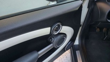 Mini One II Hatchback 1.4 95KM 2008 MINI ONE 1,4 benzyna 95 KM klima zarejestrowany 1.4 Benzyna 95KM, zdjęcie 6