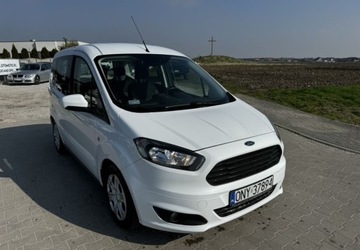 Ford Tourneo Courier I Mikrovan Facelifting 1.5 Duratorq TDCi 75KM 2018 Ford Tourneo Courier Bezwypadkowy Bdb Stan Ser..., zdjęcie 4