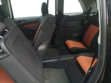 Opel Zafira B 1.9 CDTI ECOTEC 120KM 2006 Opel Zafira 1.9 CDTI 120KM Klimatr Navi Temp, zdjęcie 19