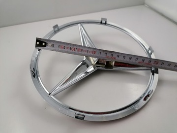 ЭМБЛЕМА MERCEDES G-CLASS A0008175302