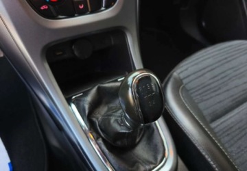 Opel Astra J Sedan 1.4 Twinport ECOTEC 100KM 2014 Opel Astra Opel Astra 1.4 Active 1.4 Benzyna 100KM, zdjęcie 12