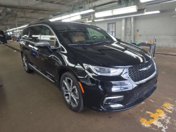 Chrysler Pacifica II 2025 Chrysler Pacifica Puinnacle 2025 3.6 Benzyna 287KM, zdjęcie 4