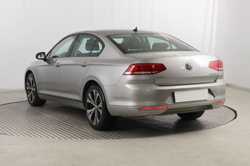 Volkswagen Passat B8 Limousine 1.4 TSI BlueMotion Technology 125KM 2016 VW Passat 1.4 TSI, Salon Polska, Navi, Klima, zdjęcie 3