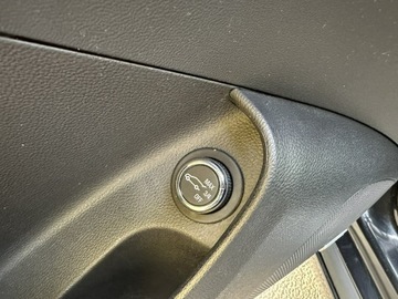 Opel Insignia I Sports Tourer 2.0 CDTI BiTurbo ECOTEC 195KM 2013 Opel Insignia OPC COSMO 2.0 BiTurbo 195KM Navi Alu, zdjęcie 18