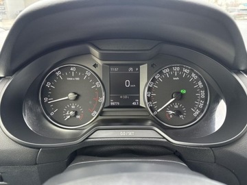 Skoda Octavia III Kombi Facelifting 1.4 TSI 150KM 2017 Skoda Octavia Climatronic tempomat podgrzewane fotele 1.4 Benzyna 150KM, zdjęcie 13