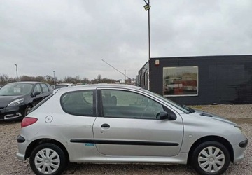 Peugeot 206 Hatchback 1.4 i 75KM 2004 Peugeot 206 Peugeot 206, zdjęcie 4