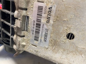 CHLADIČ INTERCOOLER VOLVO XC90 V90 II 31338306