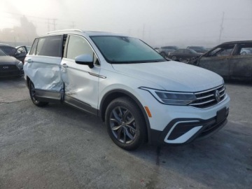 Volkswagen Tiguan II 2023 Volkswagen Tiguan SE 2023 2.0l 2.0 Benzyna 184KM, zdjęcie 4