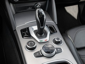 Alfa Romeo Stelvio SUV Facelifting 2.0 Turbo 280KM 2022 Alfa Romeo Stelvio WJ8414K#2.0 Turbo Veloce Q4, zdjęcie 17