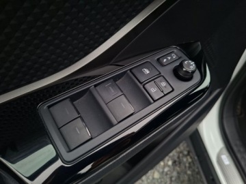Toyota C-HR I Crossover Facelifting 2.0 Hybrid Dynamic Force 184KM 2023 Toyota C-HR 2.0 Hybrid Style 2.0 Hybrid Style, zdjęcie 21