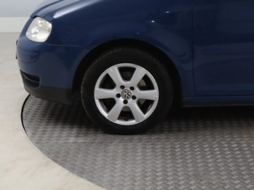 Volkswagen Touran I 1.9 TDI 105KM 2006 VW Touran 1.9 TDI, DSG, 7 miejsc, Klima, zdjęcie 13