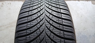 OPONAA 225/45R17 GOODYEAR VECTOR4SEASONS GEN-3 2022 ROK 5,7 MM