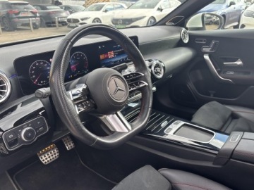 Mercedes Klasa A W177/V177 Sedan Facelifting 2.0 220 190KM 2023 Mercedes-Benz A 220, zdjęcie 12