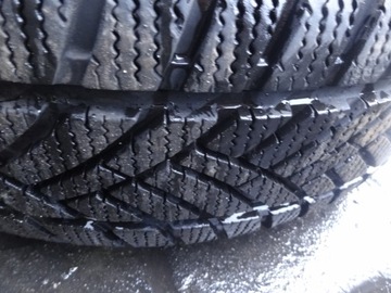 HONDA JAZZ III 2011 RÁFKY Z PNEUMATIKA 175/65R15 ZIMNÍ KOMPLET ORIGINÁLNÍ