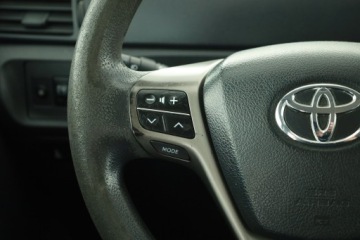 Toyota Verso Minivan 2.0 D-4D 126KM 2009 Toyota Verso 2.0 D-4D, Salon Polska, 7 miejsc, zdjęcie 15