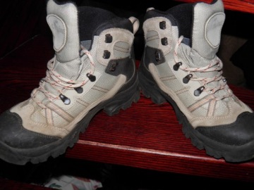 ВОДОНЕПРОНИЦАЕМЫЕ ТРЕККИНГОВЫЕ ОБУВИ NORRONA 40 р.