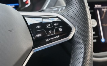 Volkswagen Tiguan II SUV Facelifting 2.0 TDI 200KM 2022 Volkswagen Tiguan 2,0 TDI 200 KM 4x4 R-LINE HEDA UP MATRIX Kamera 360 Nawi, zdjęcie 32