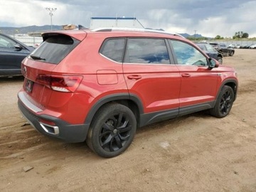 Volkswagen 2022 Volkswagen Inny Volkswagen Taos SE, od ubezpieczalni 1.5 Benzyna 158KM, zdjęcie 5