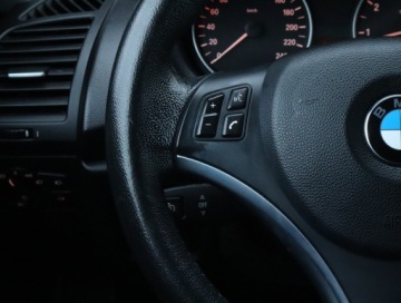 BMW Seria 1 F20-F21 2011 BMW 1 116i, Navi, Klima, Klimatronic, Tempomat, zdjęcie 19