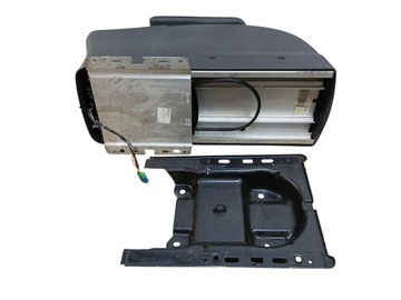 LOKETNÍ OPĚRKA RENAULT SCENIC II 2 (2003-2005) EVROPA