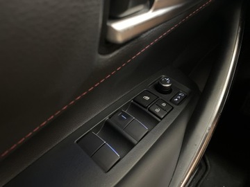 Toyota Corolla XII TS Kombi Facelifting 1.8 Hybrid 140KM 2023 Toyota Corolla 1.8 Hybrid GR Sport Dynamic Seria E, zdjęcie 20