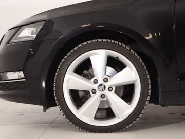 Skoda Octavia III Scout Kombi 2.0 TDI 150KM 2017 Skoda Octavia 2.0 TDI, Salon Polska, Serwis ASO, zdjęcie 14