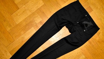 Hugo Boss _Amaro/Heise _100% Virgin Wool _ Elegancke Wełniane Spodnie 98