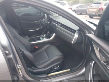 Jaguar XF II 2022 Jaguar XF 2022 Jaguar XF R-Dynamic SE Sedan AWD 2.0 Benzyna 296KM, zdjęcie 4