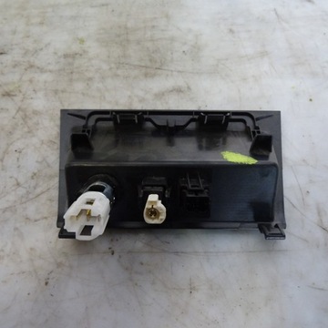 SKODA FABIA 3 ZAPALOVAČ PORT USB AUX 6V0857367A