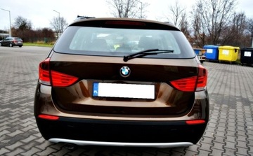 BMW X1 E84 Crossover sDrive18d 143KM 2010 BMW X1 Bezwypadkowy Podgrzewane fotele, Czujniki parkowania przod tyl, zdjęcie 16