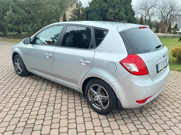 Kia Ceed I Hatchback 5d Facelifting 1.4 DOHC CVVT 90KM 2010 Kia Ceed LIFT 1.4 90KM Klima 2x kola 1-reka Gotowy do jazdy 1.4 90KM, zdjęcie 16