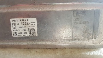 Зарядное устройство для аккумулятора AUDI E-TRON 5QE915684J