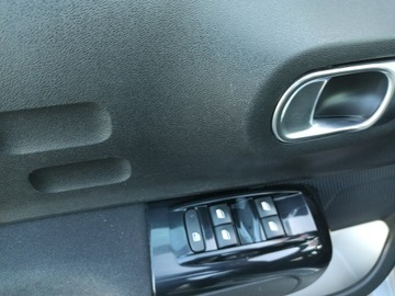 Citroen C3 III Hatchback 1.2 PureTech 82KM 2018 Citroen C3 bogata opcja, zdjęcie 17