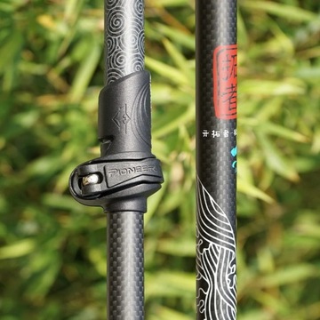 Трости из углеродного волокна с деревянной Т-образной ручкой для пешего туризма, тростника, треккинга, нет