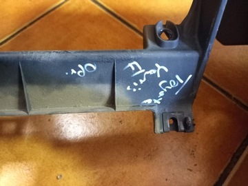 DESKA KONZOLA KOKPIT TOYOTA YARIS II 2 EVROPA